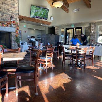 Caddy's Bar and Grill